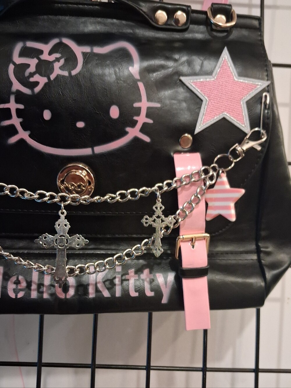 Hello Kitty Gothic Backpack - Picture 4 of 11